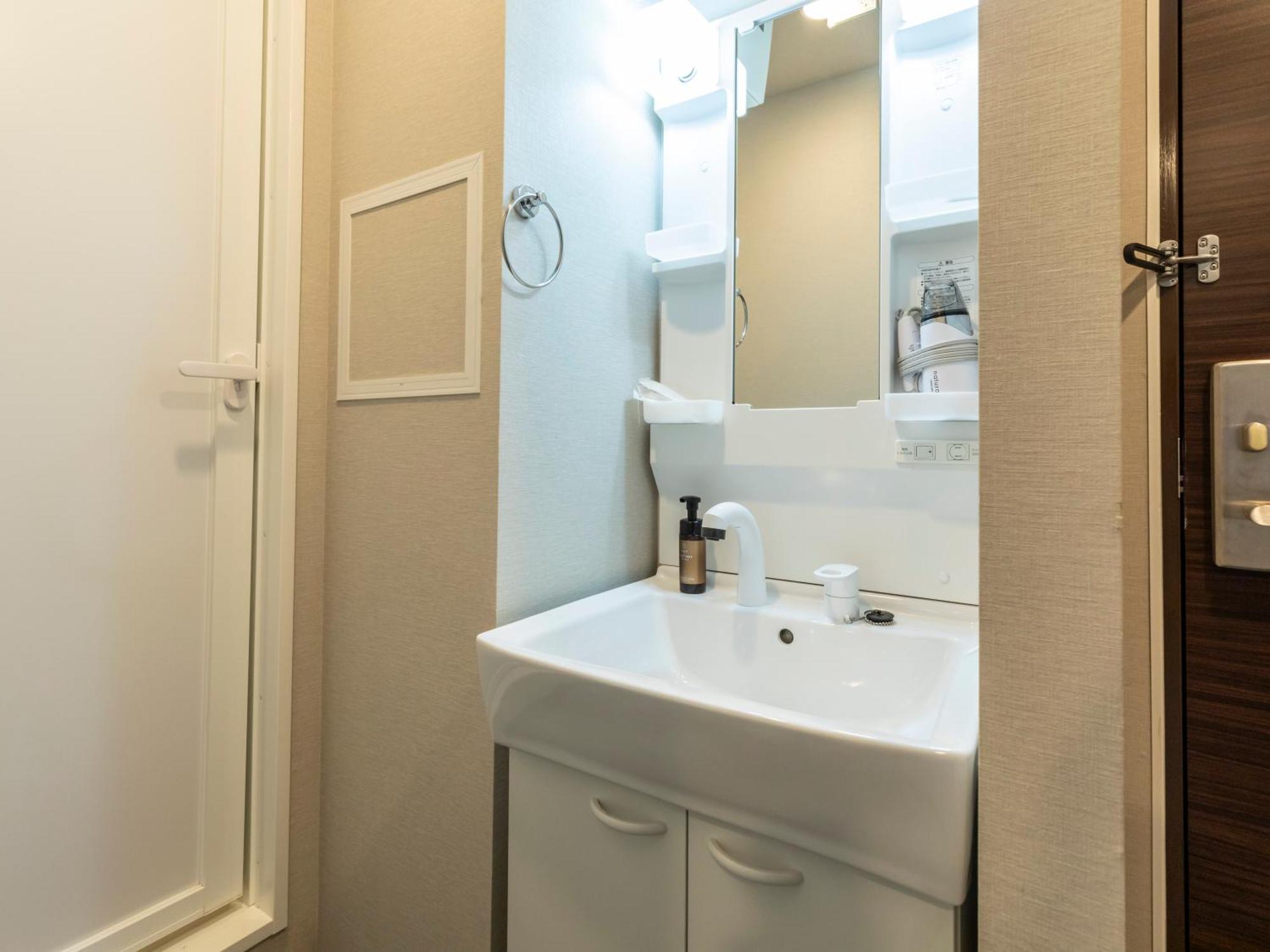 Tabist Unihotel Midosuji Hommachi Osaka Zewnętrze zdjęcie